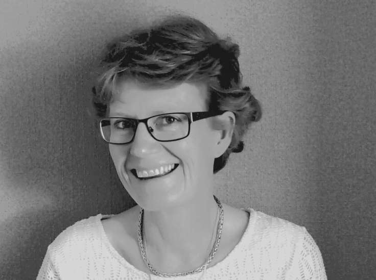 La souriante Myriam Bruneau devient correctrice