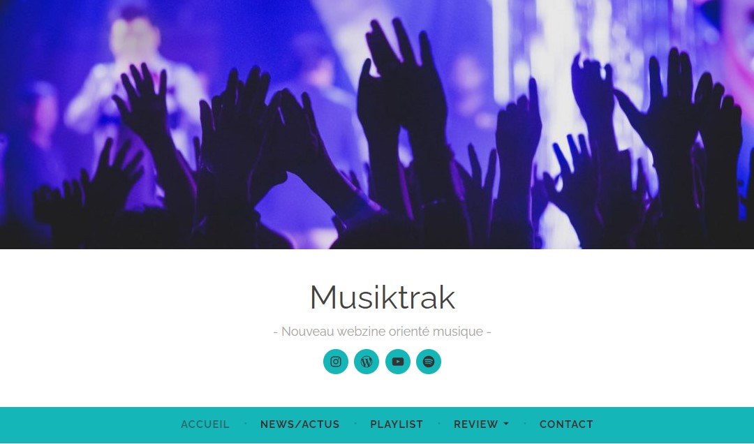 Le design du blog Musiktrak créé par Mathilde est dans l'esprit de sa page Insta